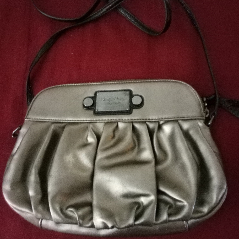 Vera Wang Silver Crossbody Bag with Elegant Pleats